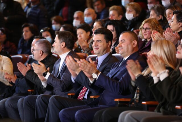 basha fier janar 2022