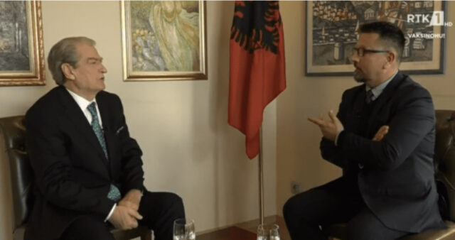 903EAA2D-E14B-4277-A997-48340316A135