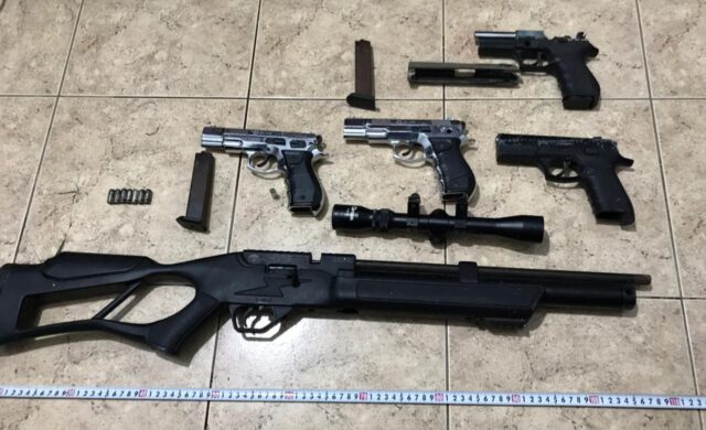 9EB934FD-D680-4453-AC35-8F4742F291F4