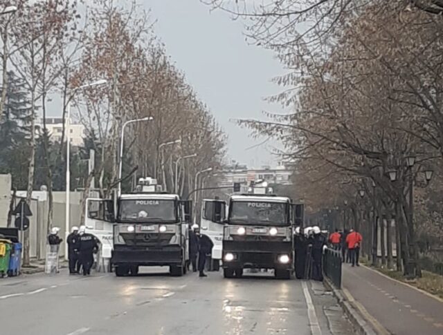 A77280E2-A03C-472E-9B5C-D357D19DCABD