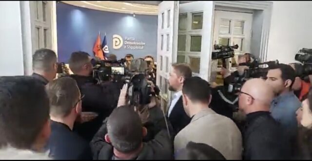 25EF2FC1-BE86-4B5D-89F2-D02FB154EE36