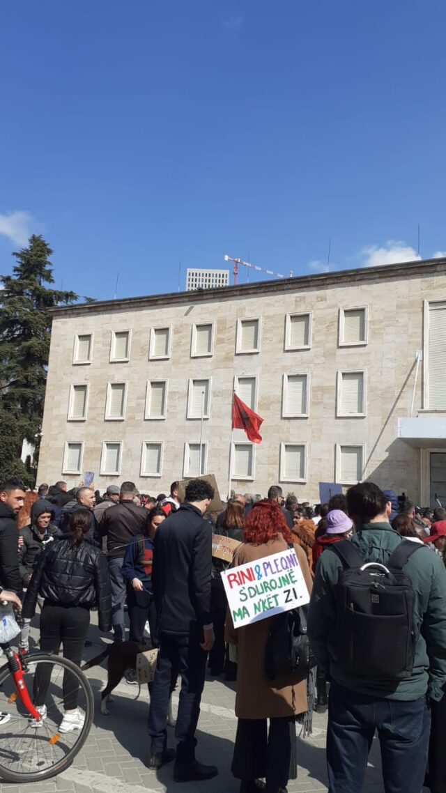 4E5BC90E-85C8-43C8-854F-4660EC409015