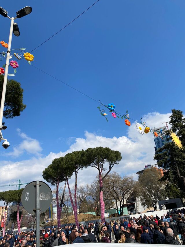 541B675C-C2D6-4CFC-99EE-BB1F081EE576