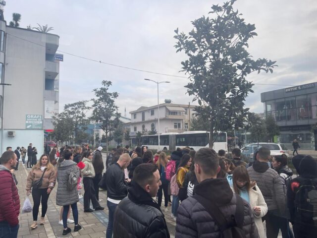 64AB2F6F-BBA5-43EC-B13D-847A509C1434