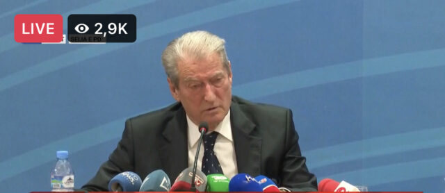 88B3DFE3-3CFB-49B4-915A-2479BFF1E984