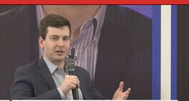 8B9F5F35-AACA-45D0-B1AD-6126C32565E4