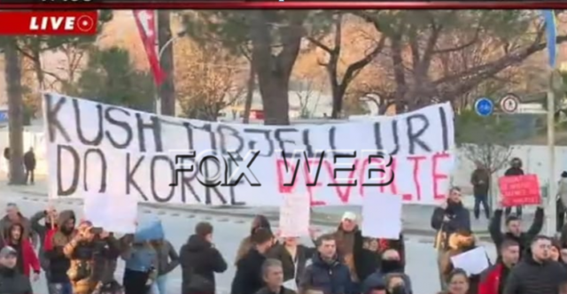 94930433-03DB-4F68-A726-4529A167A5DD