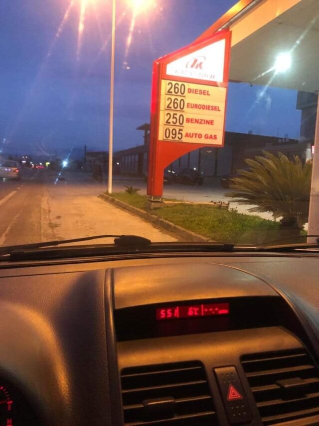 A4DE88BF-F46C-40D7-8A93-7BA9FA564ADC