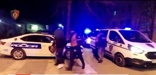 C3C9618B-CA00-46D0-9810-62E2F9E96B12