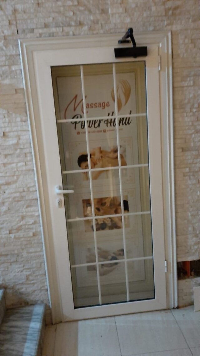 DBF99688-EC8D-4595-9DD3-2F389D9A49C6