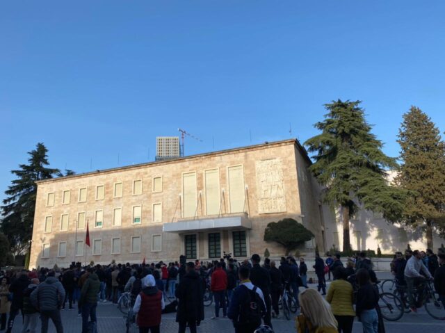 FA3BCB41-998A-49C3-B0AD-70BF2494848D