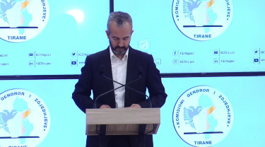 FD3440DB-0B62-4ACB-BC2D-81815D9D95EB