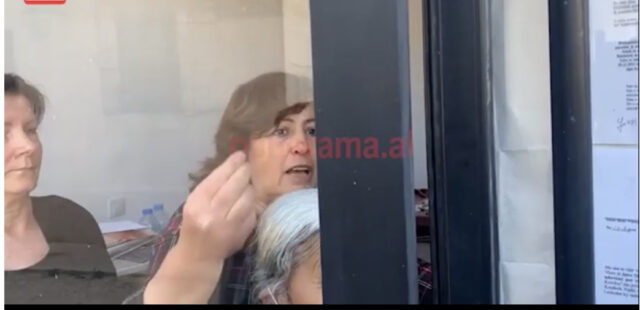 2D733B5C-33E9-44E3-8259-CFB8A414FC07