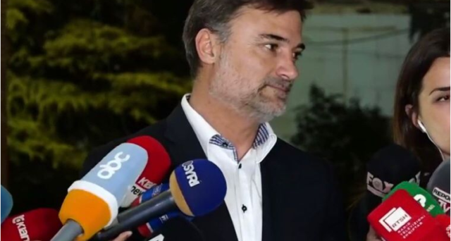 74DC8EF5-AF3C-4B1E-B62D-F8D573FB57B0