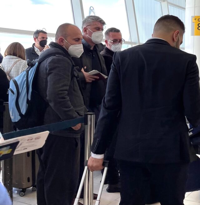 B3716DFC-9D28-4F77-9D0B-7653043A44B8