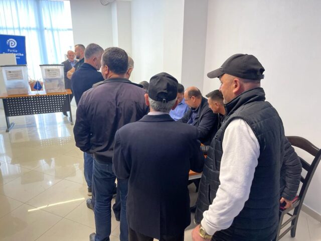 D0F96145-644A-462D-B15A-25DA46A8FF91