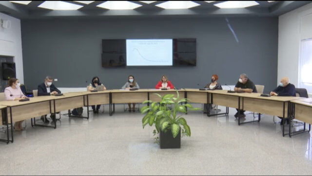 F8EB7F57-2B7E-406A-B742-E7C2A388BF42