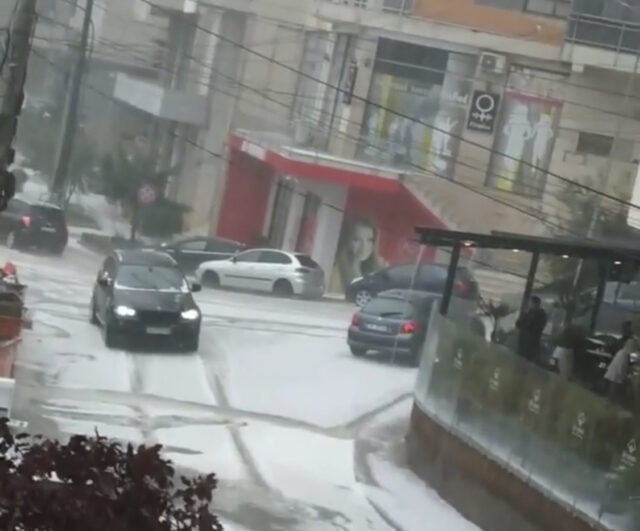 3B2FC152-1440-4877-BEBA-83D47C328504