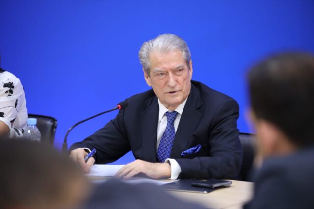 0F59D222-386C-40A2-950B-41B106079F32