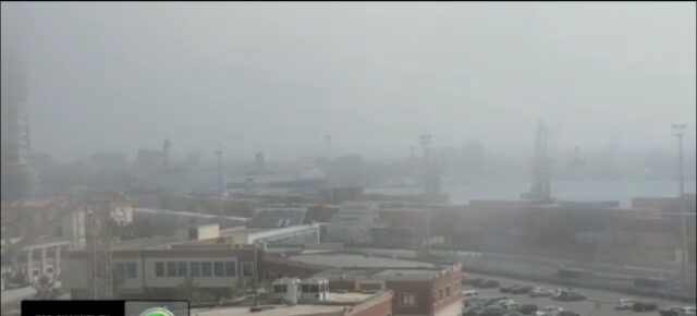 Fenomeni i rrallë në Durrës, vonohen tragetet por më pas gjithcka u rregullua