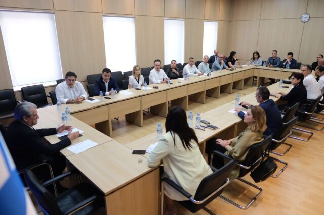 LISTA E PLOTË/ Emrat në garë për n/kryetar PD dhe sekretarë. Berisha paralajmëron ndryshim tjetër