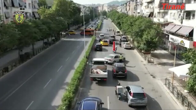 3657C98A-CFD5-4FD1-AC1F-62E7C1AF8875