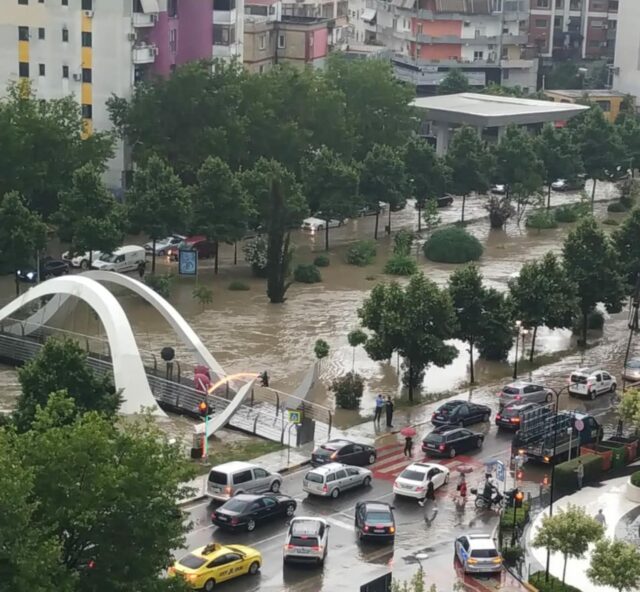 lana tirana përmbytje