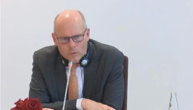 A04B118E-34B0-4585-A84F-981F10121254