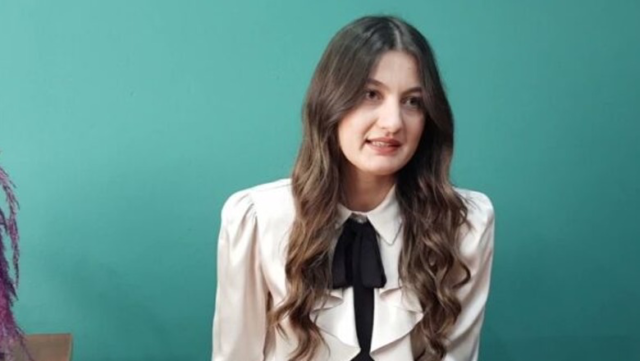 F416B595-3F34-4E04-A9C9-F7A3070CB0B4