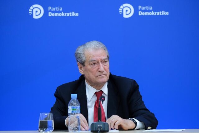 19FE82BA-7F24-4E2F-93ED-A4E5921A4981