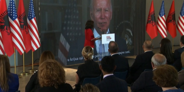 1BB8A01E-793B-4A04-A381-4C98150B66D7