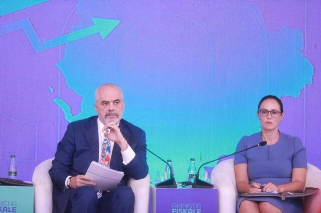 57CF02F5-325C-421F-99FF-98E457529D97