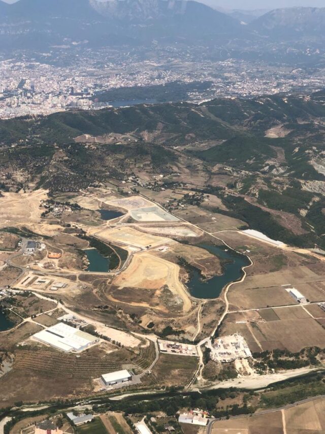 7221EFEF-1C19-476B-9715-939CA8999FDA