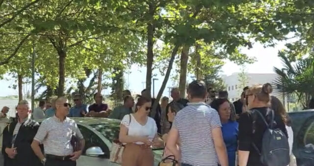 A6385494-CDE0-4B4A-B3DE-DA4939354B2F