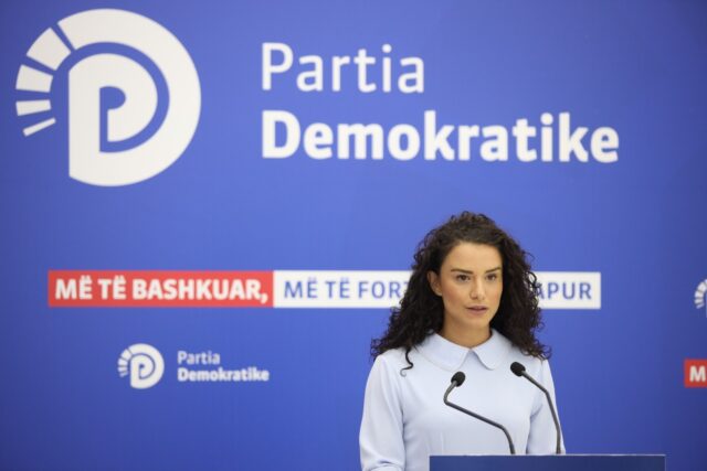 C8260C82-9721-41BF-928A-89A3ECF8601D