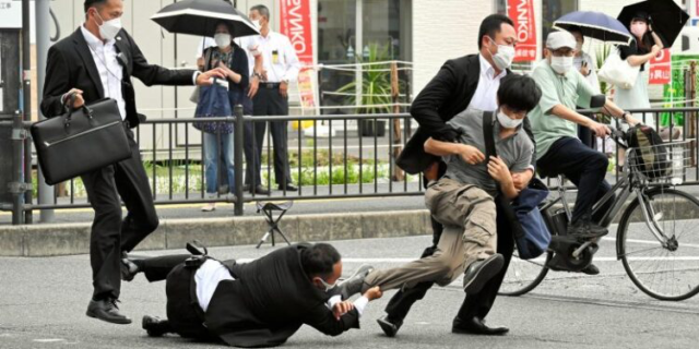 F6F2969E-BA33-4E44-92A6-238D238EED40