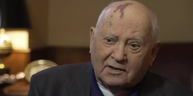 351AFEC0-5D7D-427C-B63A-CCA894B535E2