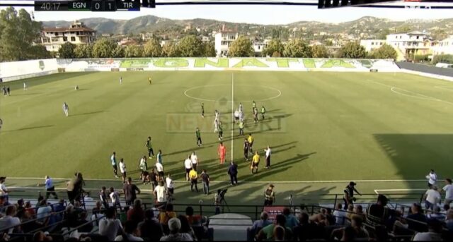 69D69945-8A50-4C9D-BDC2-F15FB89EE743