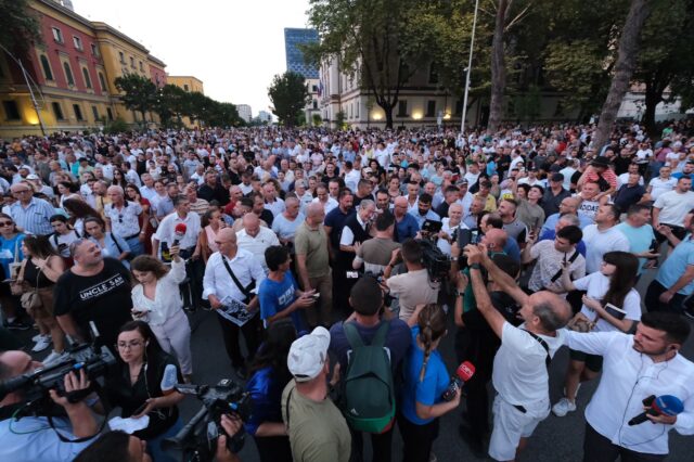 7E08EFE8-F0B4-4269-B648-946B8970B884