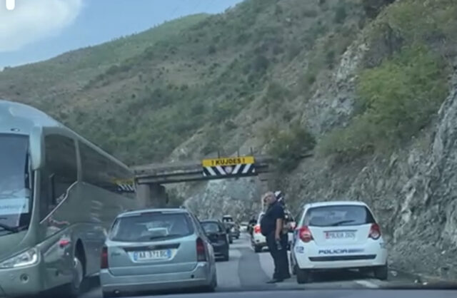 B9E5A7B5-F140-4AF7-8151-5EC51C839BDA