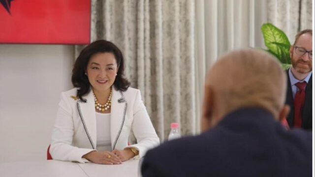 52394295-D74D-4591-B7E7-7A108E30DA53