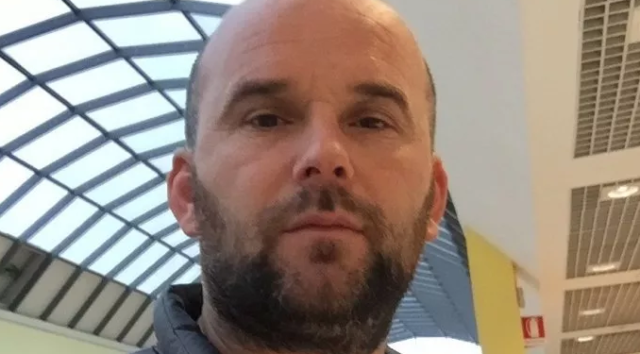 8C5C8BB3-ECD1-44F7-8E2F-9CB643DDC461