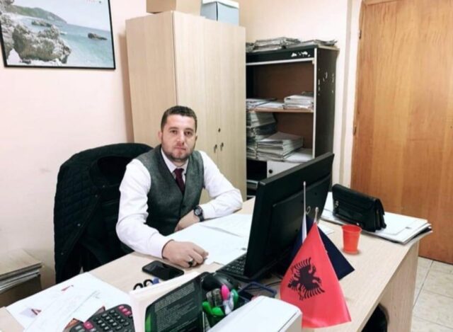 DAC142CA-FE11-4FDA-A314-39EA4D41625A