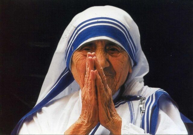 DC9761E0-E97C-4625-904B-85E03B8BB80F