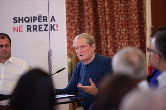 E355AC98-A687-44CD-B81C-82ED3E244935