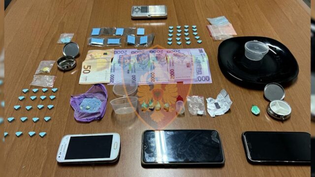 FCBC0722-5701-405C-9061-671B85026042