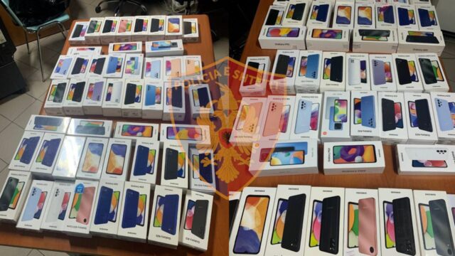 0F419C03-7319-4655-BE11-DB421C6997D9