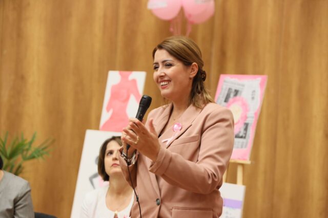 2F51DB62-5BD6-471B-8019-786F935B05B2