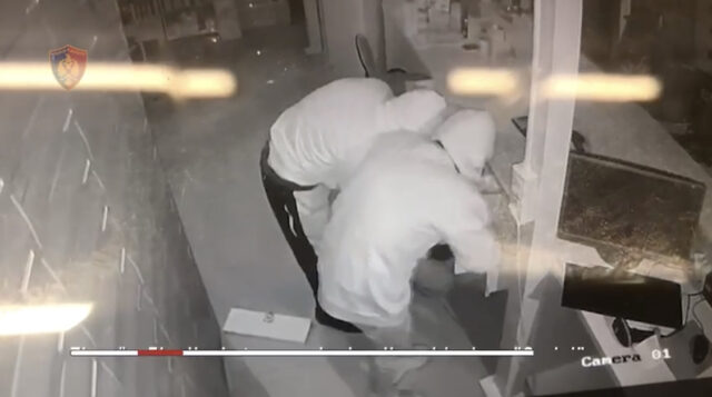 B30AB804-0EEF-44DC-BE7D-D90F732F8227