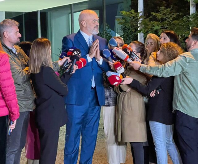 16670B79-12E3-4081-9905-FC4A93D115A4